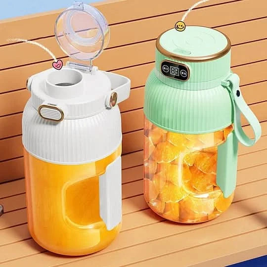 Mobiler Mixer für frischen Saft jederzeit 