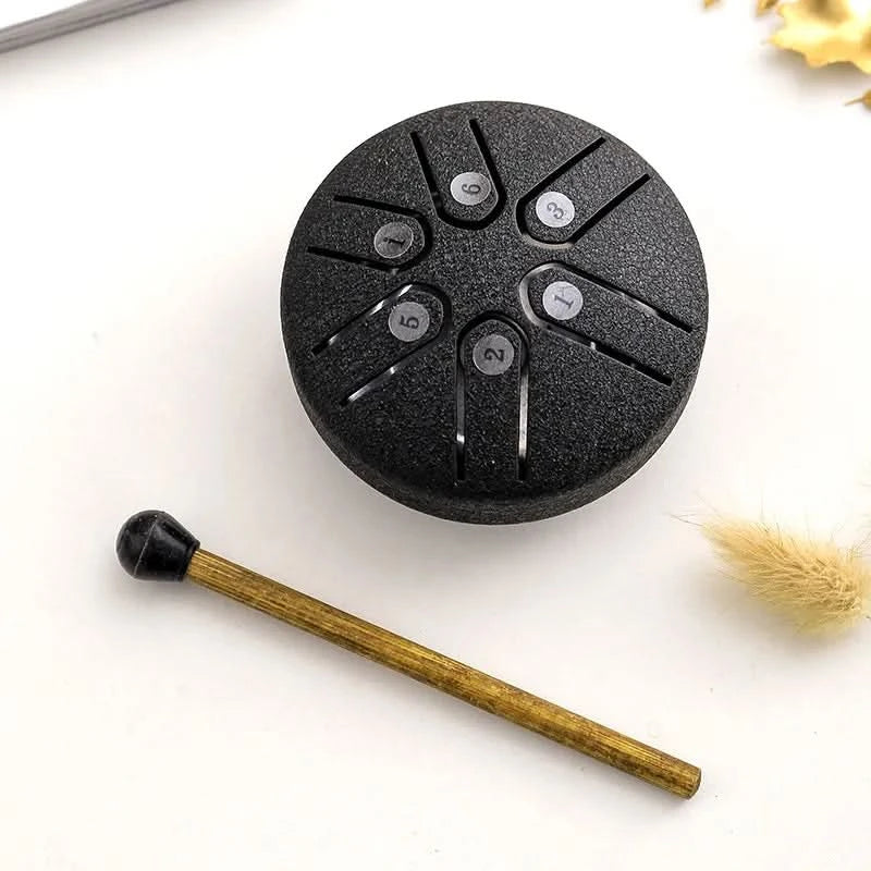 Mini relaxačný bubon s integrovanými upokojujúcimi zvukmi 